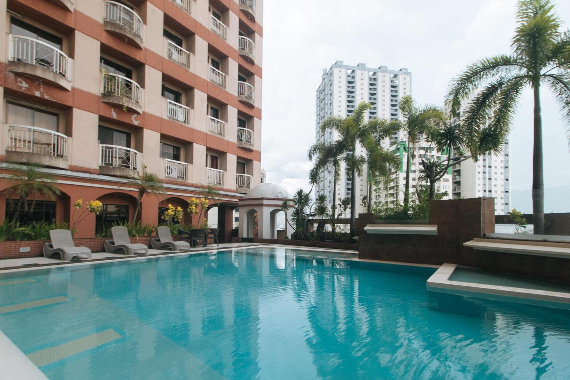 Torre Venezia Suites Quezon City Exterior foto