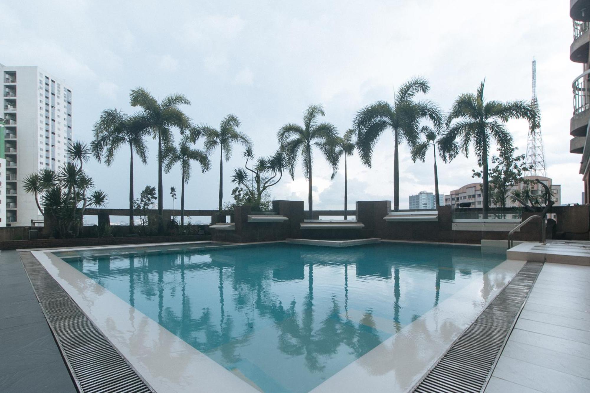 Torre Venezia Suites Quezon City Exterior foto