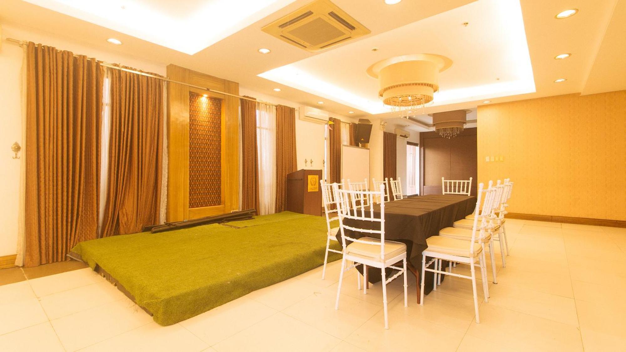 Torre Venezia Suites Quezon City Exterior foto
