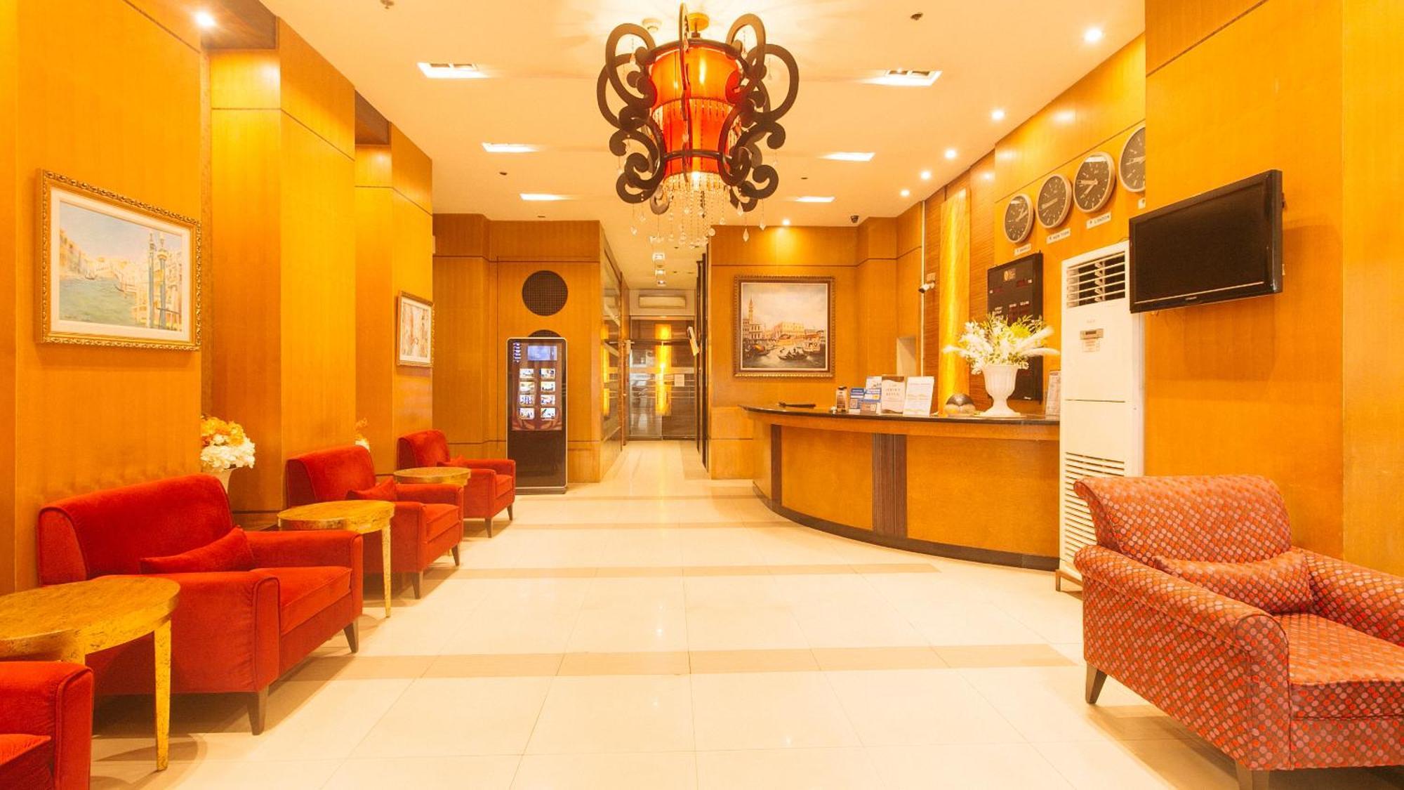 Torre Venezia Suites Quezon City Exterior foto