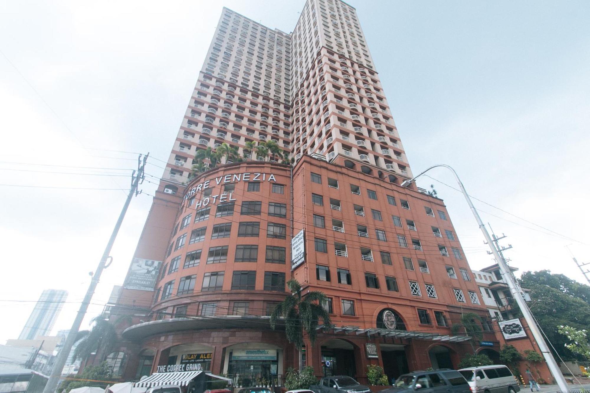 Torre Venezia Suites Quezon City Exterior foto