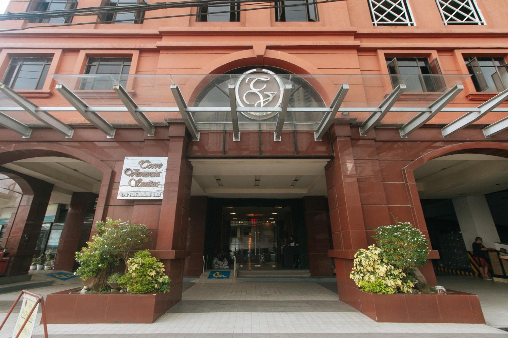 Torre Venezia Suites Quezon City Exterior foto